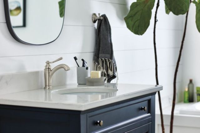 Peerless Elmhurst® Brushed Nickel Single Handle Bathroom Faucet-3