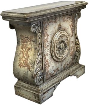 Click to view more images of the product.