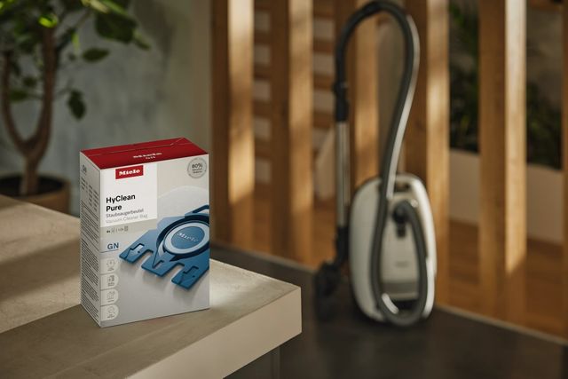 Miele Vacuum GN HyClean Air 4-Pack Vacuum Bags-4