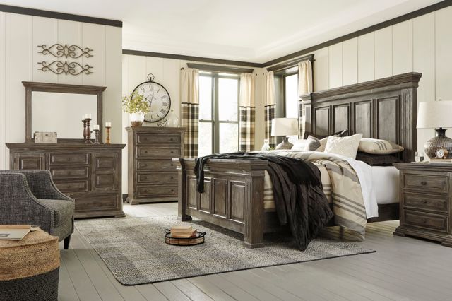 Signature Design by Ashley® Wyndahl 2-Piece Brown King Upholstered Panel Bed Set-3