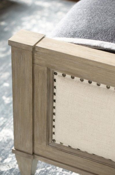 Bernhardt Santa Barbara Beige/Sandstone Queen Panel Bed-3