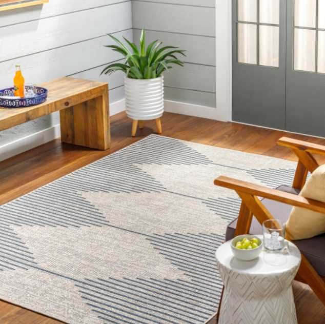 Surya Eagean Beige/Blue 4'x6' Area Rug-4