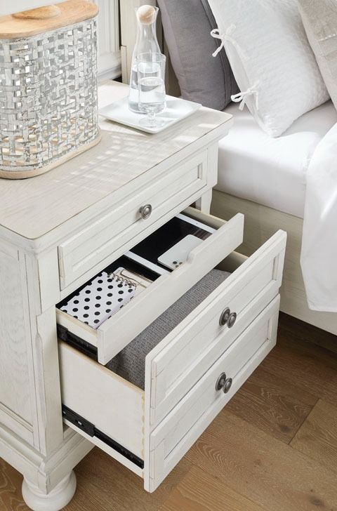 Signature Design by Ashley® Robbinsdale Antique White 29" Nightstand-5
