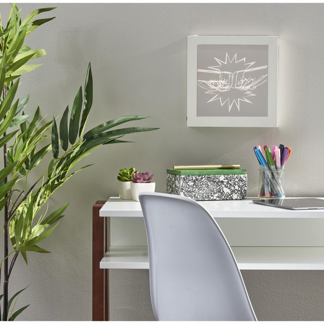 Adesso® Fist Bump Video Light Box-1