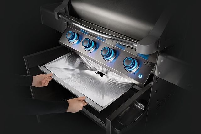 Napoleon Drip Pan Liners for Rogue® 625 Grills (3 Pack)-1