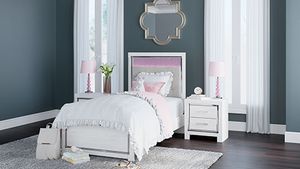 Click to view more images of the product.