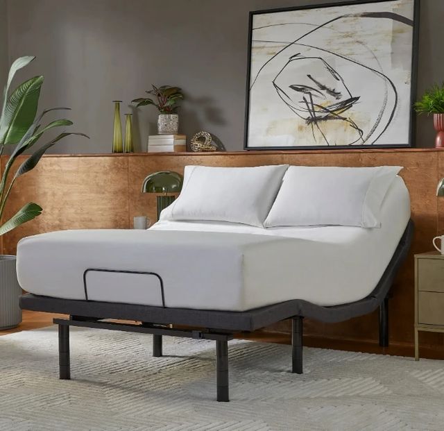 Beautyrest® baselogic™ Platinum California King Adjustable Base-1