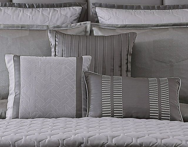 Hallmart Collectibles Garian 10-Piece Queen Comforter Set-2