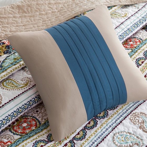 Olliix by Intelligent Design Tamira Multi Full/Queen Reversible Coverlet Set-1