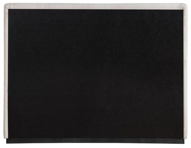 Meridian Furniture Flynn Beige Queen Linen Textured Panel Bed-3