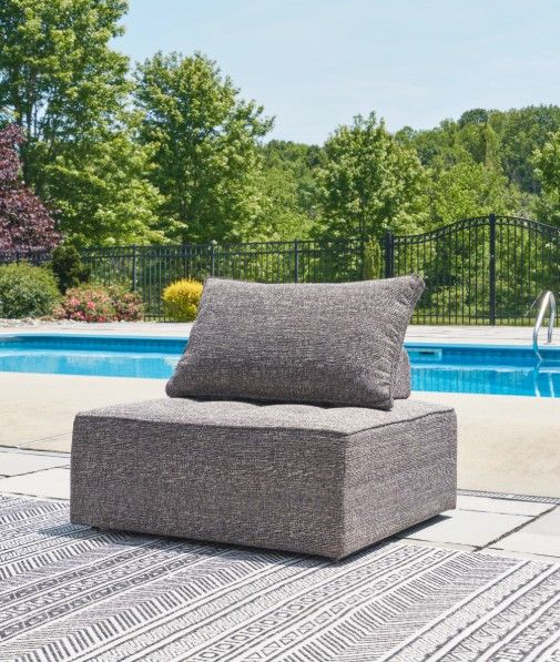 Signature Design by Ashley® Bree Zee 8-Piece Brown Fabric Outdoor Modular Seating Set-4
