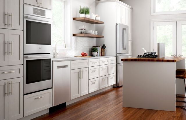 Bosch Benchmark Series 30-inch Stainless Steel Electric Built-In Double Oven Bosch Benchmark Series 30-inch Stainless Steel Electric Built-In Double Oven