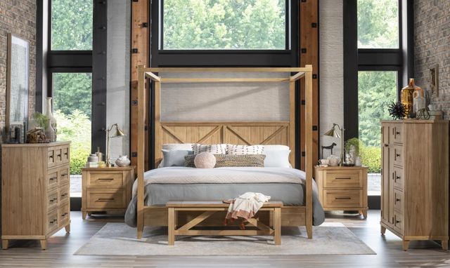 Legacy Classic XXX'S and OOO's Amber Bed Bench-2