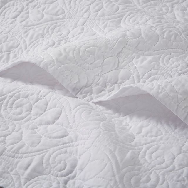 Olliix by Madison Park Quebec White Oversized Quilted Throw-2