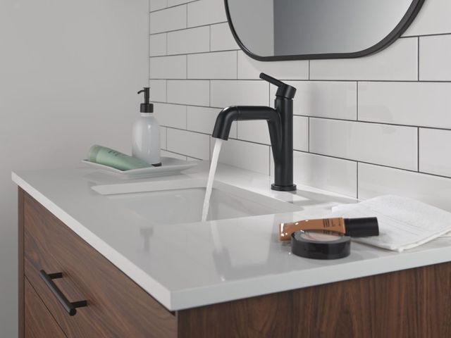 Delta Nicoli® Matte Black Single Handle Pull-Down Bathroom Faucet-1