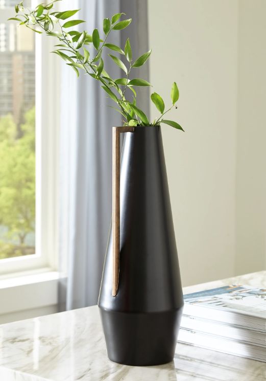 Signature Design by Ashley® Pouderbell Black/Gold 16" Vase-3