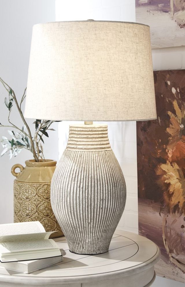 Signature Design by Ashley® Layal Beige Table Lamp-3