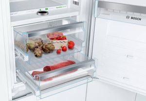 Bosch 800 Series 22 inch Panel Ready Built-In Bottom Freezer Refrigerator