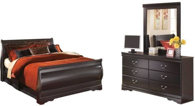 Signature Design by Ashley® Huey Vineyard 3-Piece Black King Sleigh Bed Set-0