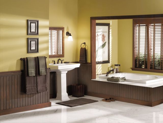 Moen® Brantford™ Oil Rubbed Bronze One Globe Bath Light-3