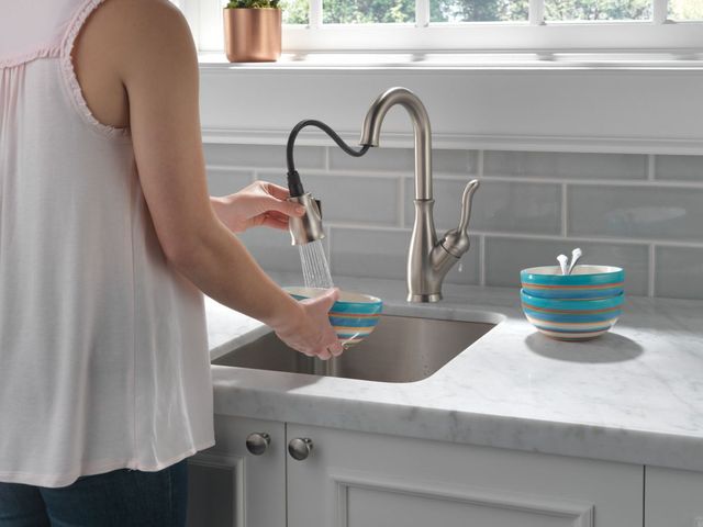 Delta Leland® Spotshield Stainless Single Handle Bar / Prep Faucet-3