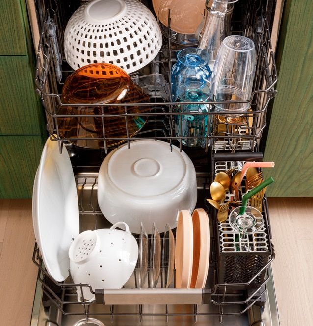 Cafe™ 24" Modern Glass Top Control Built In Dishwasher-15