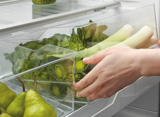Fisher & Paykel Series 7 32 in. 17.1 Cu. Ft. Stainless Steel Bottom Freezer Refrigerator-3