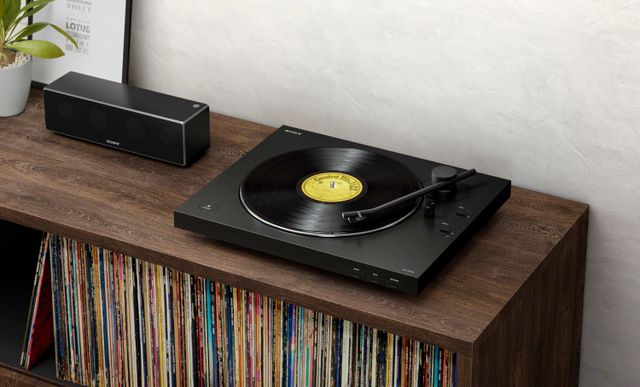 Sony® Black Wireless Turntable-9