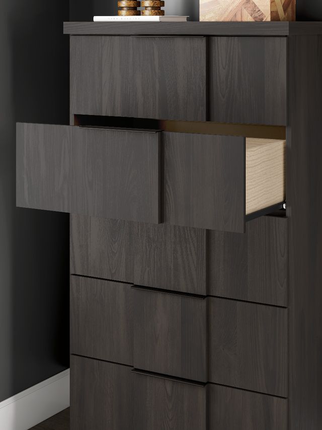 Signature Design by Ashley® Shaehartin Dark Brown 5-Drawer Chest-2
