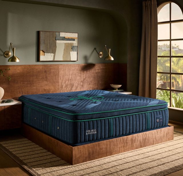 Stearns & Foster® Reserve 17" Innerspring Medium Pillow Top Queen Mattress-1