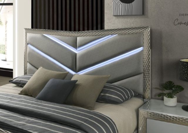 Furniture of America® Ventnor 4-Piece Gray Queen Bedroom Set-3