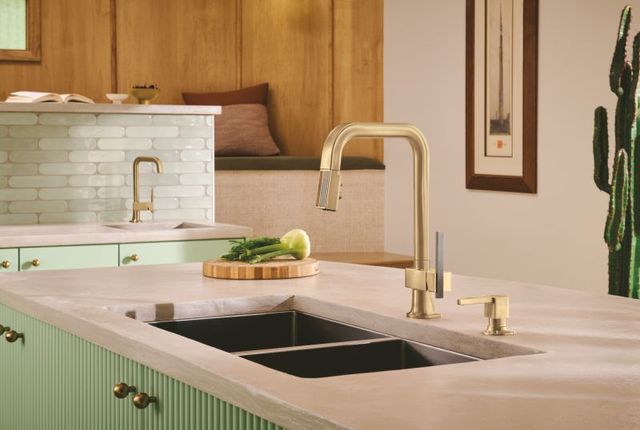 Brizo Frank Lloyd Wright® Brilliance® Luxe Gold® Kitchen Faucet Offset Concrete Lever Handle Kit-2