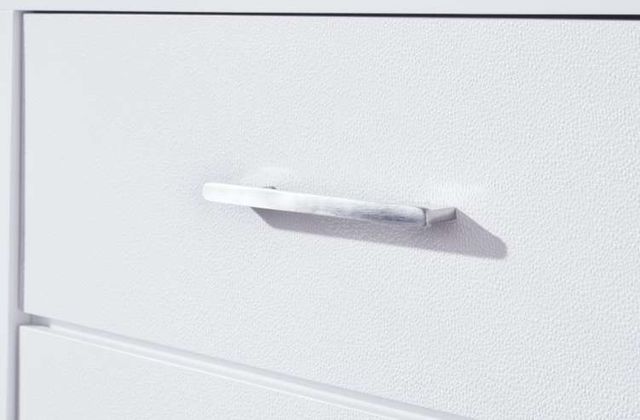 Signature Design by Ashley® Frostlyn White Chest-3