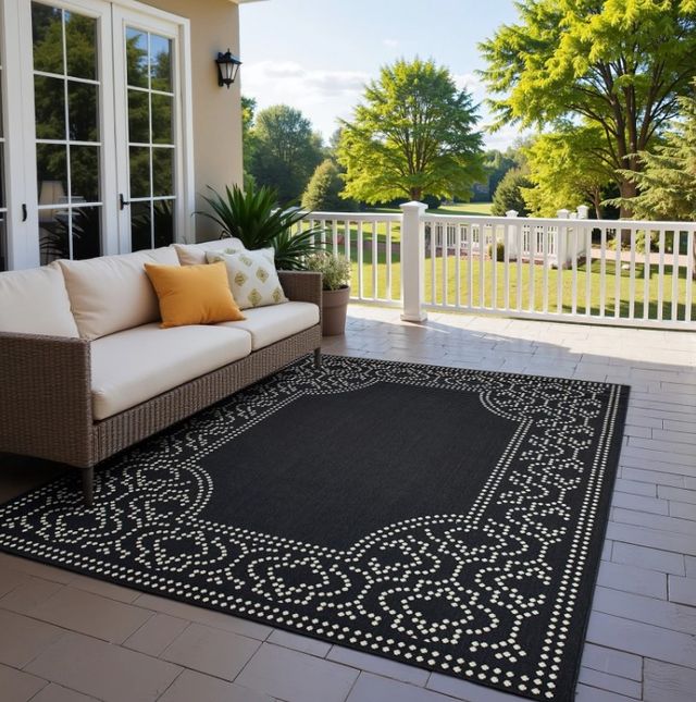 Oriental Weavers™ Marina 5'x8' Style 1 Area Rug-1