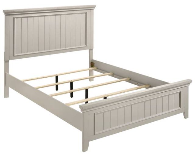Homelegance® Donahue White Eastern King Panel Bed-3