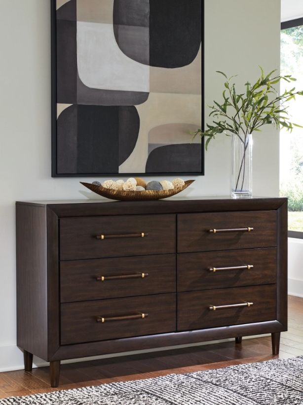 Benchcraft® Dantenton Merlot Dresser-1