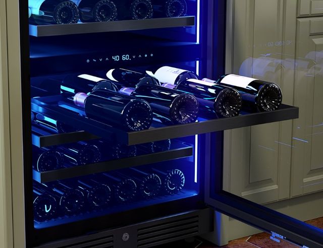 Zephyr Presrv™ 24" 5.2 Cu. Ft. Black Stainless Steel Wine Cooler-2