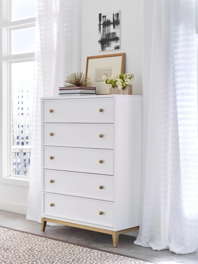 Legacy Classic Furniture Chelsea Chest - Thumbnail 4