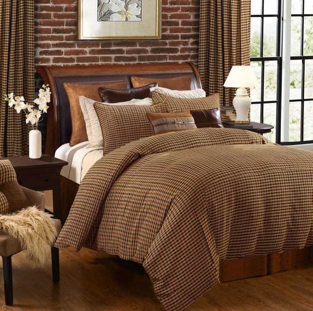 HiEnd Accents Clifton 3-Piece Houndstooth King Bedding Bundle-1