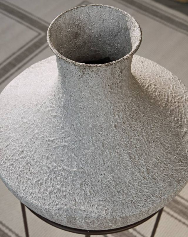 Signature Design by Ashley® Estonbank Distressed Cream 35" Vase-2