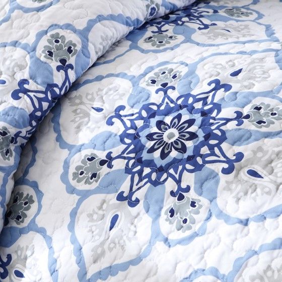 Olliix by Intelligent Design Cassy Blue Twin/Twin Extra Large Reversible Coverlet Set-3