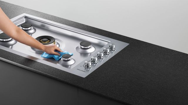 Fisher & Paykel Series 9 36" Stainless Steel Natural Gas Cooktop-1
