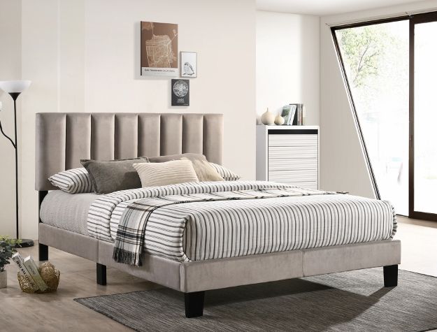 Crown Mark Lyric Grey Velvet Platform Bed-0