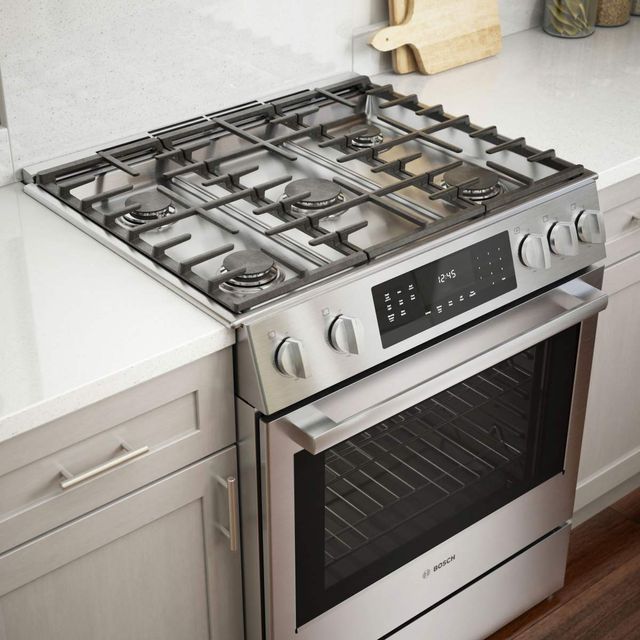 Bosch® 800 Series 30" Stainless Steel Slide In Gas Range-2