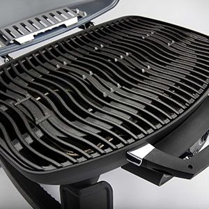 Napoleon TravelQ™ PRO285X Professional 2-Burner Black Portable Natural Gas Grill-9