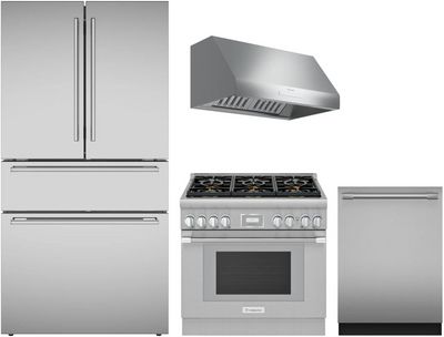 Front view of the Thermador® 4 Piece Stainless Steel Kitchen Package