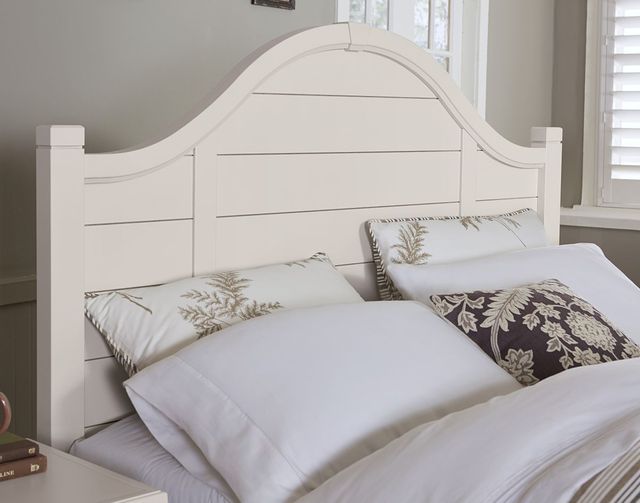LM Co Home By Vaughan-Bassett Bungalow Home by Ben & Erin Napier Lattice Queen Panel Bed-2