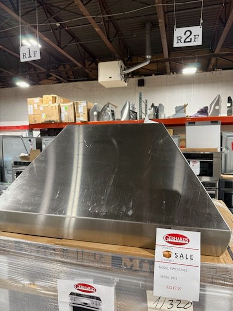 Wolf® 36" Stainless Steel Pro Chimney Wall Ventilation-0