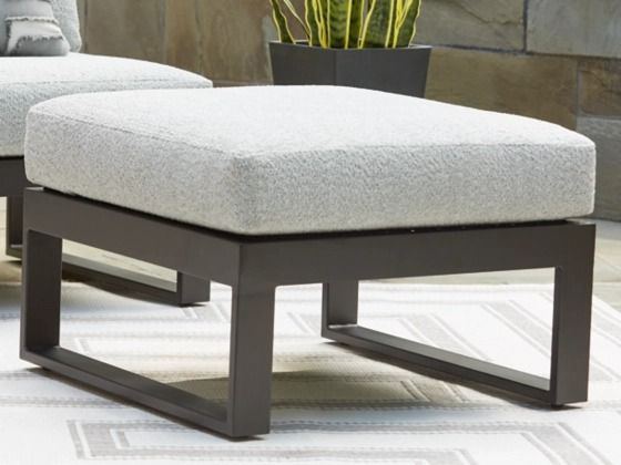 Signature Design by Ashley® Beachloft Black/Gray Aluminum Outdoor Ottoman with Cushion-3