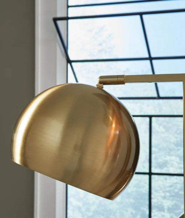 Signature Design by Ashley® Sorcha Black Floor Lamp with Gold Accent-3